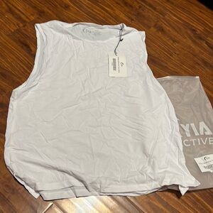 New Zyia white slit muscle tank xxl